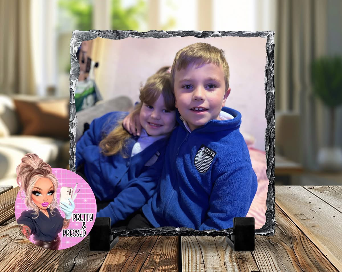 15x15cm Personalised image Slate | Premium Gloss Finish | Includes Display Stand | Gift for Mums, Couples, Family Memories, Pet Photo Slate